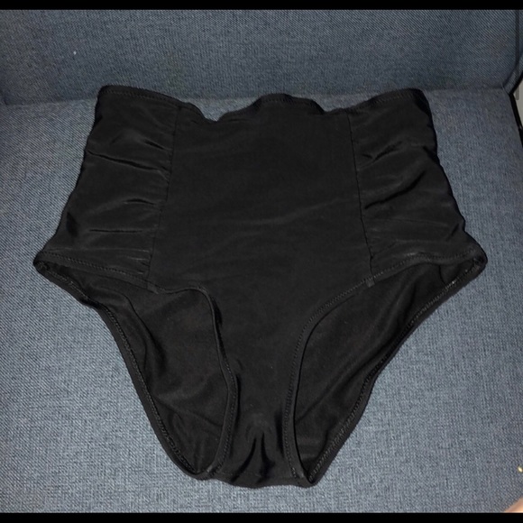 Swimsuit bundle - Picture 9 of 16